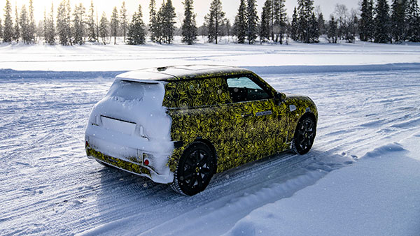 ನ್ಯೂ ಜನರೇಷನ್ ಮಿನಿ ಕೂಪರ್ ಎಸ್‌ಇ ಎಲೆಕ್ಟ್ರಿಕ್ ಕಾರಿನ ಟೀಸರ್ ಬಿಡುಗಡೆ