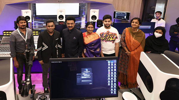 ತಮಿಳಿನಲ್ಲಿ ಎ.ಆರ್.ರೆಹಮಾನ್ ಅವರ ಆಲ್ಬಮ್ ಅನ್ನು ಶ್ಲಾಘಿಸಿದ ಆನಂದ್ ಮಹೀಂದ್ರಾ!