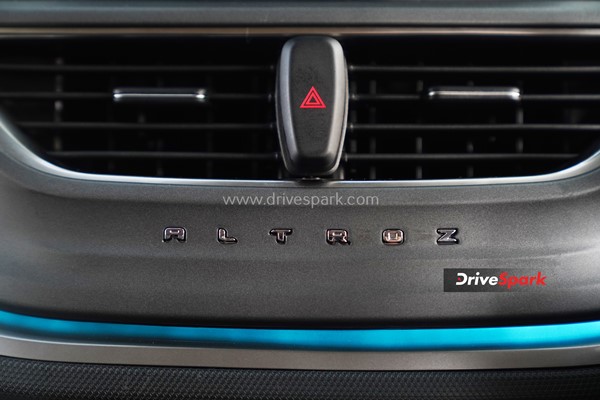 ಹೊಸ ಟಾಟಾ ಆಲ್‌ಟ್ರೊಜ್ ಡಿಸಿಎ ಆಟೋಮ್ಯಾಟಿಕ್ ವರ್ಷನ್ ರಿವ್ಯೂ