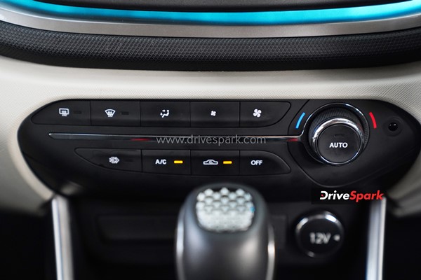 ಹೊಸ ಟಾಟಾ ಆಲ್‌ಟ್ರೊಜ್ ಡಿಸಿಎ ಆಟೋಮ್ಯಾಟಿಕ್ ವರ್ಷನ್ ರಿವ್ಯೂ