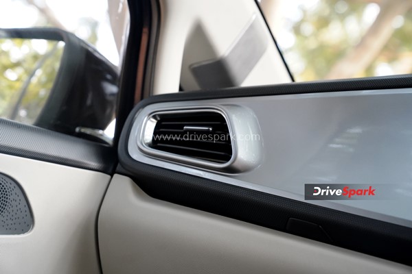 ಹೊಸ ಟಾಟಾ ಆಲ್‌ಟ್ರೊಜ್ ಡಿಸಿಎ ಆಟೋಮ್ಯಾಟಿಕ್ ವರ್ಷನ್ ರಿವ್ಯೂ