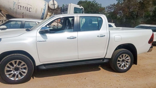 ಬಿಡುಗಡೆಗೂ ಮುನ್ನ ಡೀಲರ್ಸ್ ಯಾರ್ಡ್ ತಲುಪಿದ ಟೊಯೊಟಾ ಹೈಲಕ್ಸ್ ಪಿಕ್ಅಪ್