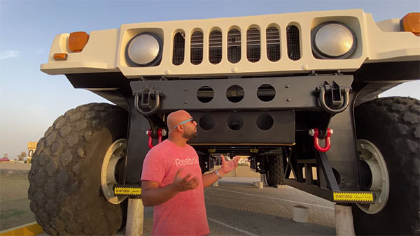 ವಿಶ್ವದ ಅತಿ ಎತ್ತರದ ಕಾರನ್ನು ನೋಡಿದ್ದೀರಾ?..ಏಣಿಯಿಲ್ಲದೆ ಈ ಕಾರನ್ನು ಏರುವುದು ಅಸಾಧ್ಯ 