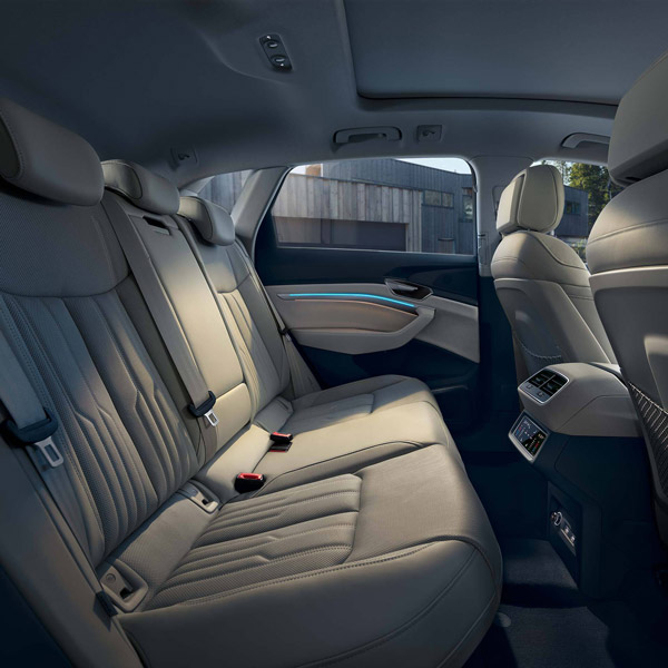 ಐಷಾರಾಮಿ ಆಡಿ ಇ-ಟ್ರಾನ್ ಎಲೆಕ್ಟ್ರಿಕ್ ಎಸ್‌ಯುವಿ ಖರೀದಿಸಿದ ನಟ ಮಹೇಶ್ ಬಾಬು