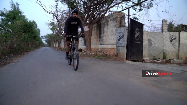 ಹೊಸ ಫೈರ್‌ಫಾಕ್ಸ್ ಬ್ಯಾಡ್ ಆಟಿಟ್ಯೂಡ್ ಎಕ್ಸ್ ಸೂಪರ್‌ ಬೈಸಿಕಲ್‌ ರಿವ್ಯೂ