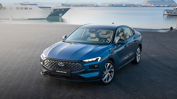 2.0 ಲೀಟರ್ ಇಕೋಬೂಸ್ಟ್ ಎಂಜಿನ್‌ನೊಂದಿಗೆ ಹೊಸ ಫೋರ್ಡ್ ಟಾರಸ್ ಕಾರು ಅನಾವರಣ