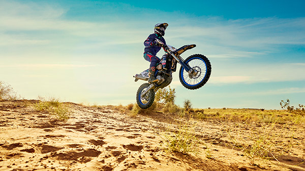 ದೇಶದ ಮೊದಲ ಫ್ಯಾಕ್ಟರಿ ರೇಸಿಂಗ್ ಟೀಮ್‌ಗಾಗಿ 'PETRONAS' ಜೊತೆಗೆ ಕೈಜೋಡಿಸಿದ TVS 