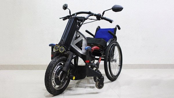 ವಿಕಲಚೇತನರಿಗಾಗಿ ಎಲೆಕ್ಟ್ರಿಕ್ ವೀಲ್‌ಚೇರ್ ಮೋಟಾರ್‌ಸೈಕಲ್ ನಿರ್ಮಿಸಿದ ನಿಯೋ ಮೋಷನ್ 