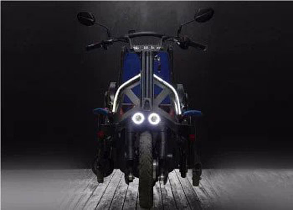 ವಿಕಲಚೇತನರಿಗಾಗಿ ಎಲೆಕ್ಟ್ರಿಕ್ ವೀಲ್‌ಚೇರ್ ಮೋಟಾರ್‌ಸೈಕಲ್ ನಿರ್ಮಿಸಿದ ನಿಯೋ ಮೋಷನ್ 