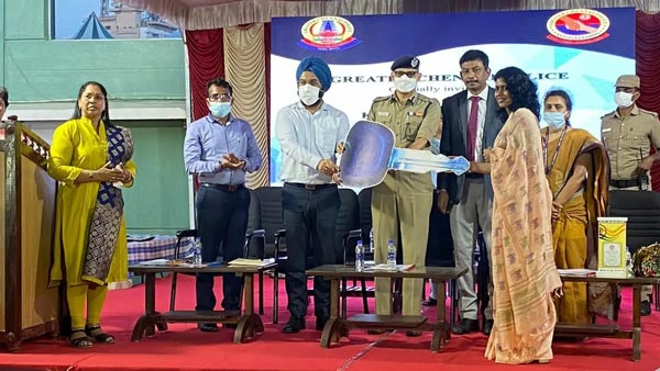 ನಿಜ ಜೀವನದಲ್ಲೂ ಹೀರೋ ಎನ್ನಿಸಿಕೊಂಡ ನಟ ಸೂರ್ಯ: ನಿರ್ಗತಿಕರ ಸೇವೆಗಾಗಿ ವಾಹನ ಉಡುಗೊರೆ 