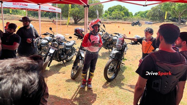 ಗ್ರಾಹಕರಿಗೆ ಆಫ್‌ ರೋಡ್‌ ತರಬೇತಿ ನೀಡಲು ಜಾವಾ ಯೆಜ್ಡಿ ನೊಮಾಡ್ಸ್ ಟ್ರಯಲ್ ಅಟ್ಯಾಕ್ ಆಯೋಜನೆ 