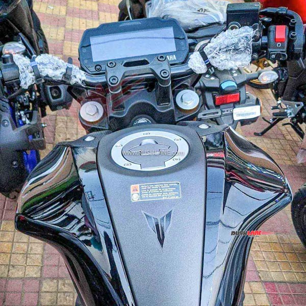 4 ಬಣ್ಣಗಳ ಆಯ್ಕೆಯೊಂದಿಗೆ ಡೀಲರ್ಸ್ ಯಾರ್ಡ್ ತಲುಪಿದ ಹೊಸ ಯಮಹಾ MT15 V2 ‌ 