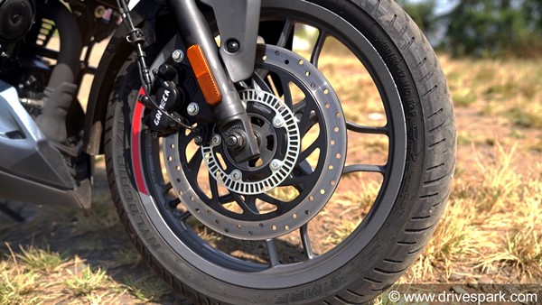 ಬಿಡುಗಡೆಯಾದ ಆರೇ ತಿಂಗಳಿಗೆ 10,000 ಯುನಿಟ್‌ಗಳ ಮಾರಾಟ ದಾಖಲಿಸಿದ ಪಲ್ಸರ್ ಎನ್250 ಸರಣಿ