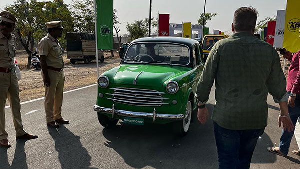 ಎಲೆಕ್ಟ್ರಿಕ್ ಕಾರ್ ಆಗಿ ಪರಿವರ್ತನೆಗೊಂಡು ಮಿಂಚುತ್ತಿದೆ 1954ರ ಫಿಯೆಟ್ ಕಾರು