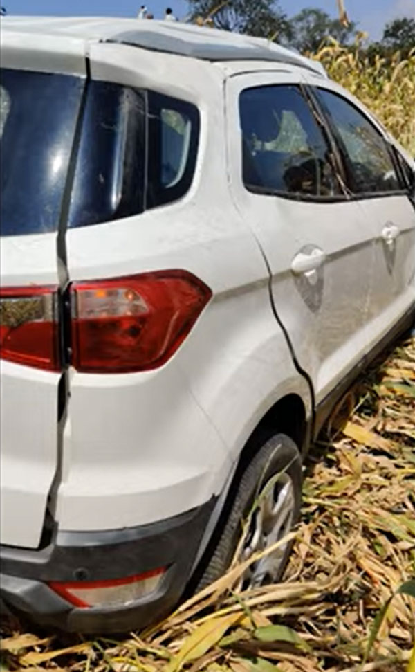 ಭೀಕರ ಅಪಘಾತದಲ್ಲಿ ಪ್ರಾಣ ಉಳಿಸಿದಕ್ಕಾಗಿ ಮತ್ತೆ ಫೋರ್ಡ್ ಇಕೋಸ್ಪೋರ್ಟ್ ಕಾರು ಖರೀದಿಸಿದ ವ್ಯಕ್ತಿ 