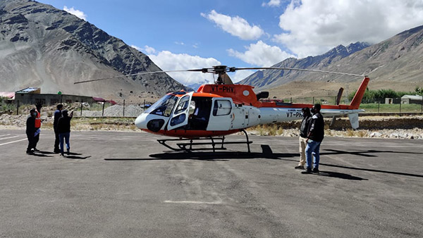 ಯುಪಿಯಲ್ಲಿ ಪ್ರವಾಸಿಗರಿಗಾಗಿ ಹೆಲಿಕಾಪ್ಟರ್ ಟ್ಯಾಕ್ಸಿ: ಆಗ್ರಾ-ಮಥುರಾ ಮಾರ್ಗದಲ್ಲಿ ಶೀಘ್ರದಲ್ಲೇ ಸೇವೆ ಆರಂಭ ಯುಪಿಯಲ್ಲಿ ಪ್ರವಾಸಿಗರಿಗಾಗಿ ಹೆಲಿಕಾಪ್ಟರ್ ಟ್ಯಾಕ್ಸಿ: ಆಗ್ರಾ-ಮಥುರಾ ಮಾರ್ಗದಲ್ಲಿ ಶೀಘ್ರದಲ್ಲೇ ಸೇವೆ ಆರಂಭ