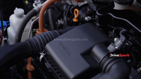 ಅತ್ಯಾಧುನಿಕ ಫೀಚರ್ಸ್‌ಗಳನ್ನು ಹೊಂದಿರುವ ಹೋಂಡಾ ಸಿಟಿ ಇ:ಹೆಚ್‌ಇವಿ ಹೈಬ್ರಿಡ್ ಕಾರು ರಿವ್ಯೂ