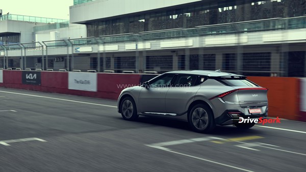 ಈ 15 ಡೀಲರ್ಸ್‌ಗಳಲ್ಲಿ ಮಾತ್ರ ಖರೀದಿಗೆ ಲಭ್ಯವಿರಲಿದೆ ಕಿಯಾ ಇವಿ6 ಎಲೆಕ್ಟ್ರಿಕ್ ಕಾರು