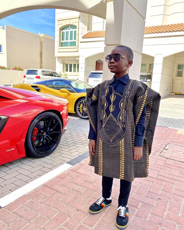 10 ವರ್ಷದ ಮಗನಿಗೆ ತಂದೆ ನೀಡಿದ ದುಬಾರಿ ಉಡುಗೊರೆ ಕಂಡು ಹುಬ್ಬೇರಿಸಿದ ಆಫ್ರಿಕಾ ಜನ! 