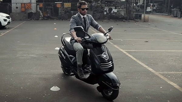 ಐಐಟಿ ಪದವೀಧರರ ಸೆಲ್ಫ್ ಕಂಟ್ರೋಲ್ ಸ್ಕೂಟರ್ ಅನಾವರಣ: ಡ್ರೈವ್ ಮಾಡಬೇಕಿಲ್ಲ, ಕರೆದರೆ ತಾನಾಗೆ ಬರುತ್ತದೆ! ಐಐಟಿ ಪದವೀಧರರ ಸೆಲ್ಫ್ ಕಂಟ್ರೋಲ್ ಸ್ಕೂಟರ್ ಅನಾವರಣ: ಡ್ರೈವ್ ಮಾಡಬೇಕಿಲ್ಲ, ಕರೆದರೆ ತಾನಾಗೆ ಬರುತ್ತದೆ!