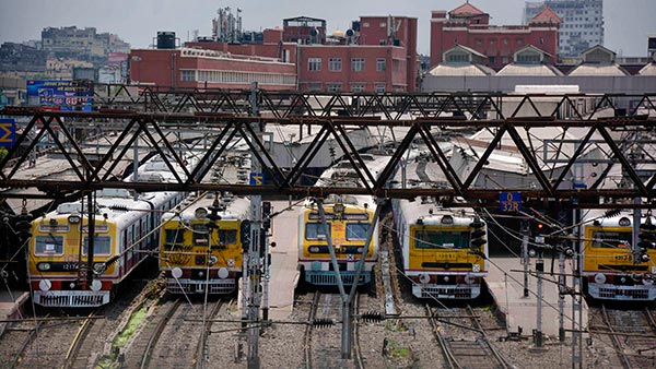 ರೈಲ್ವೆ ಟಿಕೆಟ್ ಬುಕಿಂಗ್‌ನಲ್ಲಿ ಸೀಟ್‌ಗಳು ನಮ್ಮ ಆಯ್ಕೆಯಂತೆ ಏಕೆ ಸಿಗುವುದಿಲ್ಲ?: ಇಲ್ಲಿದೆ ಅಸಲಿ ಕಾರಣ...