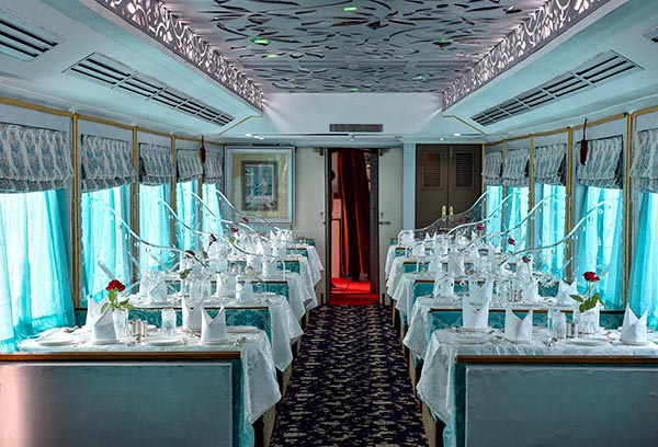 ಮಹಿಳೆಯರು ರಾತ್ರಿಯಲ್ಲಿ ಟಿಕೆಟ್ ಇಲ್ಲದೇ ರೈಲಿನಲ್ಲಿ ಪ್ರಯಾಣಿಸಬಹಬುದೇ?: ಈ ಸೌಲಭ್ಯಗಳು ನಿಮಗೆ ಮಾತ್ರ!