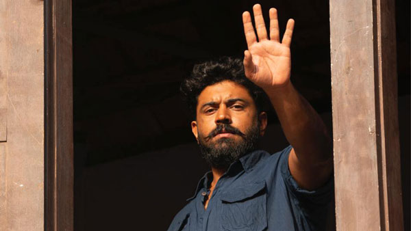 ಐಷಾರಾಮಿ ಟೊಯೊಟಾ ವೆಲ್‌ಫೈರ್ ಕಾರು ಖರೀದಿಸಿದ 'ಪ್ರೇಮಂ' ಖ್ಯಾತಿಯ ನಟ ನಿವೀನ್ ಪೌಲಿ