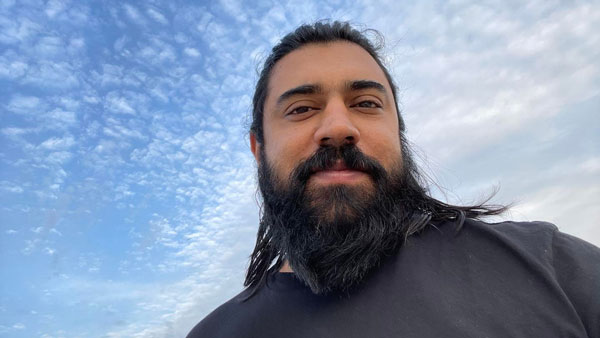 ಐಷಾರಾಮಿ ಟೊಯೊಟಾ ವೆಲ್‌ಫೈರ್ ಕಾರು ಖರೀದಿಸಿದ 'ಪ್ರೇಮಂ' ಖ್ಯಾತಿಯ ನಟ ನಿವೀನ್ ಪೌಲಿ