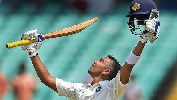 ತಂದೆಗೆ ದುಬಾರಿ ಗಿಫ್ಟ್ ನೀಡಿ ಹಳೆಯ ದಿನಗಳನ್ನು ನೆನಪಿಸುವ ಫೋಟೊ ಹಂಚಿಕೊಂಡ 'ಪೃತ್ವಿ ಶಾ'