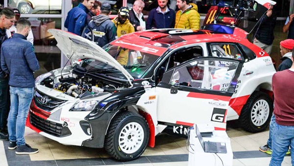 ಆಕರ್ಷಕ ವಿನ್ಯಾಸದಲ್ಲಿ ಟೊಯೊಟಾ ಗ್ಲಾಂಝಾ ಜಿಆರ್ ರ್‍ಯಾಲಿ ಕಾರು ಅನಾವರಣ