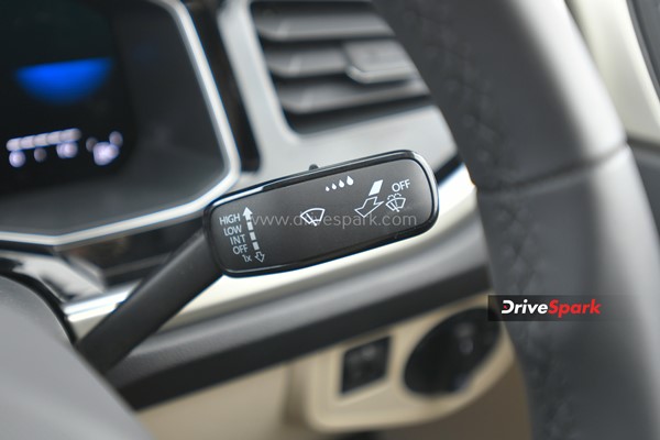  ಹೊಸ ಫೋಕ್ಸ್‌ವ್ಯಾಗನ್ ವರ್ಟಸ್ ರಿವ್ಯೂ: ವಿನ್ಯಾಸ, ಕಾರ್ಯಕ್ಷಮತೆ, ವೈಶಿಷ್ಟ್ಯಗಳ ಕುರಿತ ಮಾಹಿತಿ 