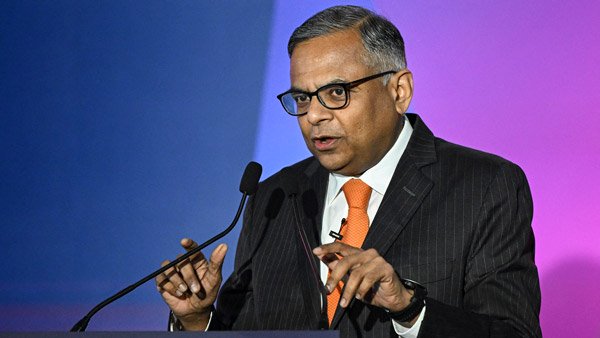 ವಿದೇಶಿ ಆಮದನ್ನು ಕಡಿಮೆಗೊಳಿಸಲು ಇವಿ ಬ್ಯಾಟರಿ, ಸೆಮಿಕಂಡಕ್ಟರ್ ತಯಾರಿಗೆ ಸಜ್ಜಾದ ಟಾಟಾ ಮೋಟಾರ್ಸ್ 