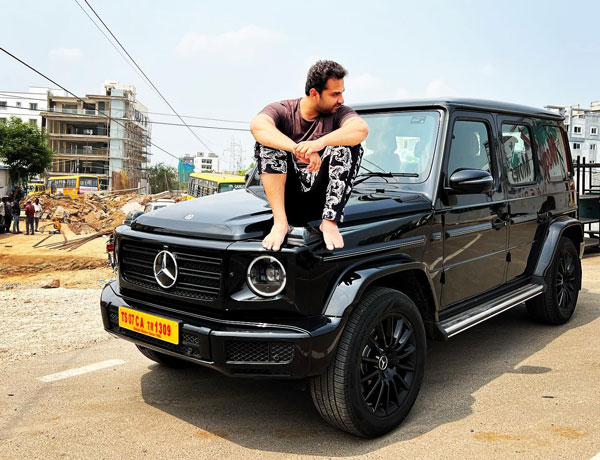 ಆ್ಯಂಕರ್‌ನೊಂದಿಗೆ ಜಗಳಕ್ಕಿಳಿದು ಸುದ್ದಿಯಾಗಿದ್ದ ತೆಲುಗು ನಟ ವಿಶ್ವಕ್‌ಸೇನ್ ಹೊಸ ಕಾರು ಖರೀದಿ 