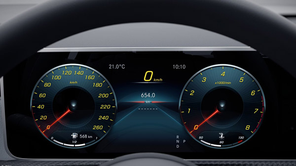 ದುಬಾರಿ ಬೆಲೆಯ ಮರ್ಸಿಡಿಸ್ ಬೆಂಝ್ ಕಾರು ಖರೀದಿಸಿದ ಜನಪ್ರಿಯ ಕಿರುತೆರೆ ನಟಿ