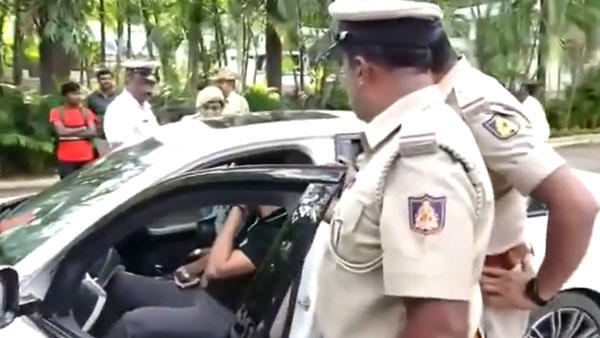 ಟ್ರಾಫಿಕ್‌ ಪೊಲೀಸರೊಂದಿಗೆ ಶಾಸಕ ಲಿಂಬಾವಳಿ ಪುತ್ರಿ ಕಿರಿಕ್: ನಿಯಮ ಉಲ್ಲಂಘಿಸಿದ್ದಲ್ಲದೇ ದಬ್ಬಾಳಿಕೆ