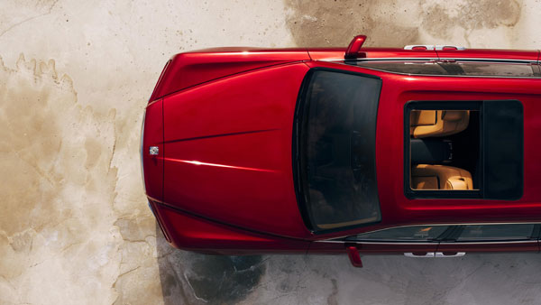 ಮುಕೇಶ್ ಅಂಬಾನಿ ಮನೆ ಸೇರಿದ ಮತ್ತೊಂದು ದುಬಾರಿ ಬೆಲೆಯ ರೋಲ್ಸ್ ರಾಯ್ಸ್ ಕಾರು