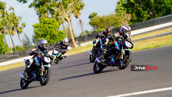 ಪೆಟ್ರೋನಾಸ್ ಟಿವಿಎಸ್ ರೇಸಿಂಗ್ ಮೀಡಿಯಾ ಕಪ್: ಮೋಟಾರ್ ರೇಸ್‌ನಲ್ಲಿ ಡ್ರೈವ್‌ಸ್ಪಾರ್ಕ್ ತಂಡಕ್ಕೆ ಮೂರನೇ ಸ್ಥಾನ