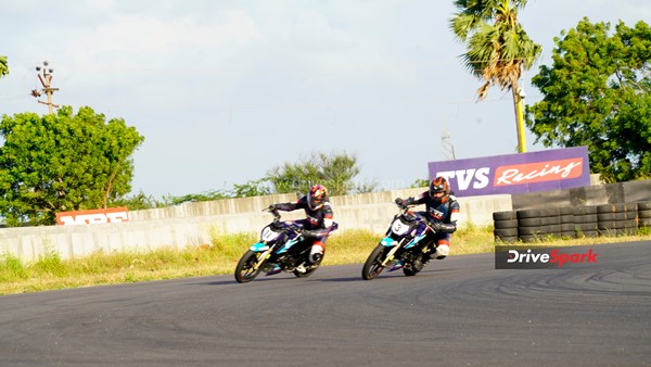 ಪೆಟ್ರೋನಾಸ್ ಟಿವಿಎಸ್ ರೇಸಿಂಗ್ ಮೀಡಿಯಾ ಕಪ್: ಮೋಟಾರ್ ರೇಸ್‌ನಲ್ಲಿ ಡ್ರೈವ್‌ಸ್ಪಾರ್ಕ್ ತಂಡಕ್ಕೆ ಮೂರನೇ ಸ್ಥಾನ