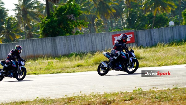 ಪೆಟ್ರೋನಾಸ್ ಟಿವಿಎಸ್ ರೇಸಿಂಗ್ ಮೀಡಿಯಾ ಕಪ್: ಮೋಟಾರ್ ರೇಸ್‌ನಲ್ಲಿ ಡ್ರೈವ್‌ಸ್ಪಾರ್ಕ್ ತಂಡಕ್ಕೆ ಮೂರನೇ ಸ್ಥಾನ