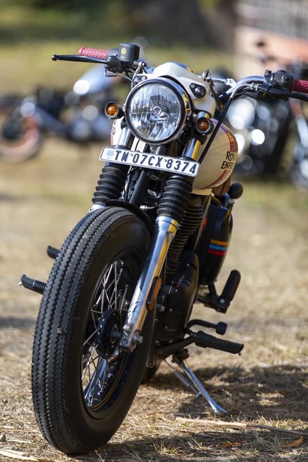  ಹೇಗಿವೆ ಗೊತ್ತಾ ರಾಯಲ್ ಎನ್‌ಫೀಲ್ಡ್ ಕಸ್ಟಮೈಸ್ಡ್ ಬೈಕ್‌ಗಳು: ಅಭಿಮಾನಿಗಳಿಗಾಗಿ 4 ಮಾದರಿಗಳ ಪ್ರದರ್ಶನ