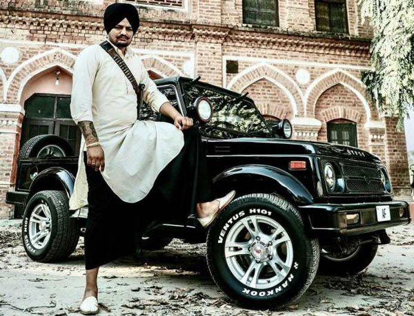 ಹತ್ಯೆಗೊಳಗಾದ ಪಂಜಾಬಿ ಗಾಯಕ ಸಿಧು ಮೂಸೆ ವಾಲಾ ಬಳಸುತ್ತಿದ್ದ ಐಷಾರಾಮಿ ಕಾರುಗಳಿವು! 