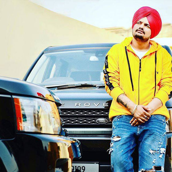 ಹತ್ಯೆಗೊಳಗಾದ ಪಂಜಾಬಿ ಗಾಯಕ ಸಿಧು ಮೂಸೆ ವಾಲಾ ಬಳಸುತ್ತಿದ್ದ ಐಷಾರಾಮಿ ಕಾರುಗಳಿವು! 