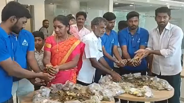 10 ರೂ. ನಾಣ್ಯಗಳಿಂದ 6 ಲಕ್ಷ ರೂ. ಮೌಲ್ಯದ ಕಾರು ಖರೀದಿಸಿದ ಯುವಕ: ಈತ ನೀಡಿದ ಕಾರಣ ಪ್ರಶಂಸನೀಯ! 