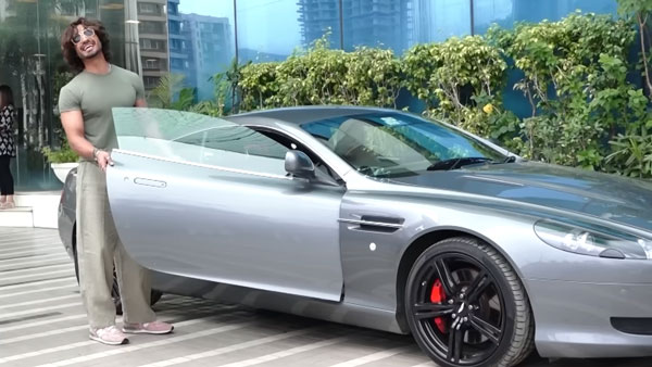 ದುಬಾರಿ ಸ್ಪೋರ್ಟ್ಸ್ ಕಾರಿನಲ್ಲಿ ಮಹಿಳಾ ಅಭಿಮಾನಿಯನ್ನು ರೈಡ್‌ಗೆ ಕರೆದೊಯ್ದ ಬಾಲಿವುಡ್ ನಟ