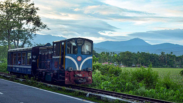ರೈಲು ಚಾಲನೆಗೆ ಇಬ್ಬರು ಲೋಕೋ ಪೈಲಟ್‌ಗಳನ್ನು ಏಕೆ ನೇಮಿಸುತ್ತಾರೆ? ಇಲ್ಲಿದೆ ಇಂಟ್ರೆಸ್ಟಿಂಗ್ ಮಾಹಿತಿ 