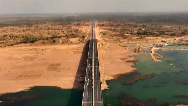 ರೂ.14 ಸಾವಿರ ಕೋಟಿ ವೆಚ್ಚದಲ್ಲಿ ನಿರ್ಮಾಣವಾಗಿರುವ ಬುಂದೇಲ್‌ಖಂಡ್ ಎಕ್ಸ್‌ಪ್ರೆಸ್‌ವೇ ವಿಶೇಷತೆಗಳಿವು!