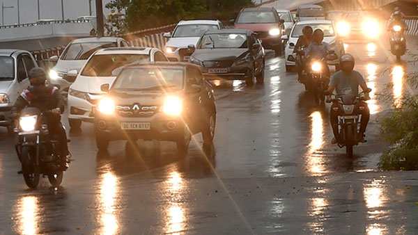 ಮಳೆಗಾಲದಲ್ಲಿ ಡ್ರೈವ್‌ ಮಾಡುವಾಗ ಅನುಸರಿಸಬೇಕಾದ ಟಿಪ್ಸ್‌ಗಳು