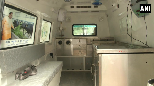 ಪ್ರಾಣಿಗಳಿಗೆ ಸ್ಥಳದಲ್ಲೇ ಚಿಕಿತ್ಸೆ ನೀಡುವ 82 'ಪಶು ಸಂಜೀವಿನಿ' ಆಂಬ್ಯುಲೆನ್ಸ್‌ಗಳಿಗೆ ನಾಳೆ ಚಾಲನೆ