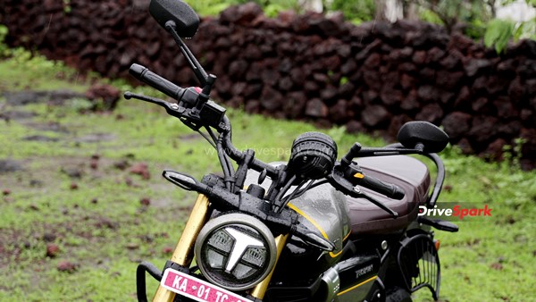 ಫಸ್ಟ್ ರೈಡ್ ರಿವ್ಯೂ: ಸ್ಕ್ರಾಂಬ್ಲರ್ ವಿನ್ಯಾಸದಲ್ಲಿ ಮಿಂಚಿದ ಟಿವಿಎಸ್ ರೋನಿನ್!