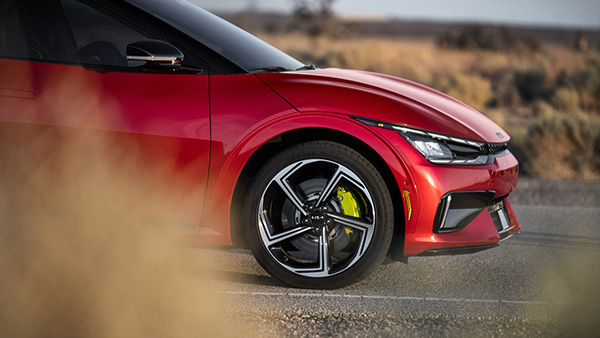 ಅಂತಾರಾಷ್ಟ್ರೀಯ ಮಾರುಕಟ್ಟೆಗಳಿಗಾಗಿ ಇವಿ6 ಜಿಟಿ ಅನಾವರಣಗೊಳಿಸಿದ ಕಿಯಾ